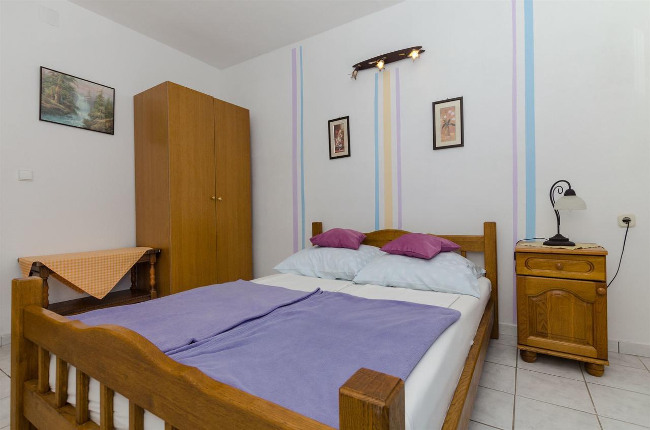 Apartments Ljubica 罗戈兹尼察 外观 照片