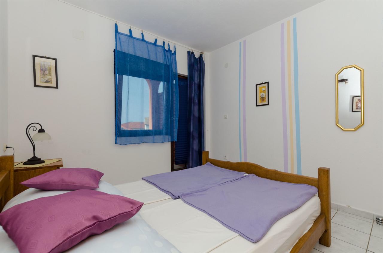 Apartments Ljubica 罗戈兹尼察 外观 照片